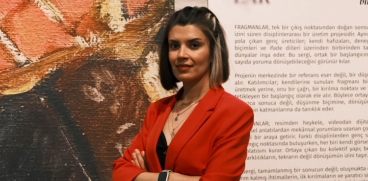 Gen� Sanat��lar �Fragmanlar� Sergisinde Bulu�tu