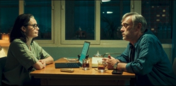 SARI ZARFLAR: KORKUNUN, SUSKUNLUĞUN VE DİRENİŞİN ANATOMİSİ