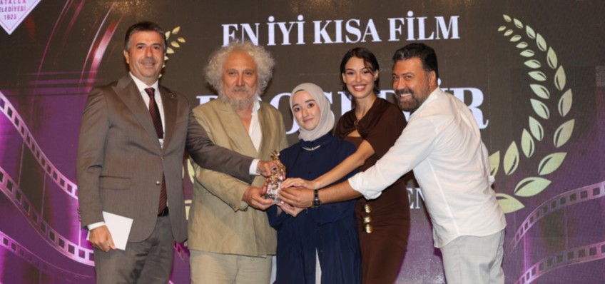 1. �ATALCA F�LM FEST�VALݒNDE �D�LLER KADINLARA